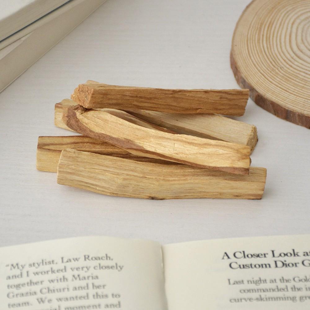 Аромалампа Palo Santo из Перу для Медитации, Йоги и Очищения с Лавандой и Шалфеем
