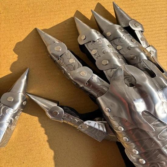 Nazgul Prstenový přízrak Ocelové rukavice Brnění Rytíř Pán prstenů SCA LARP Rukavice Dárek