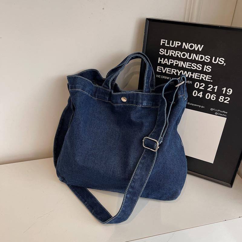 Leisure Large Capacity Denim Cloth Bag for Women 2026 New Commuting Shoulder Bag, Loose Feeling, Portable Versatile Tote Bag