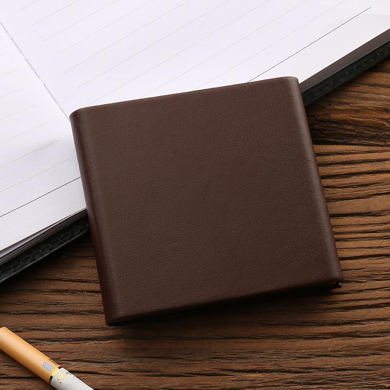 Fashion Metal Cigarette Box Portable Flip Leather Wallet Case Smoke Accessories Gift for Men and Women Cigarette Accessories