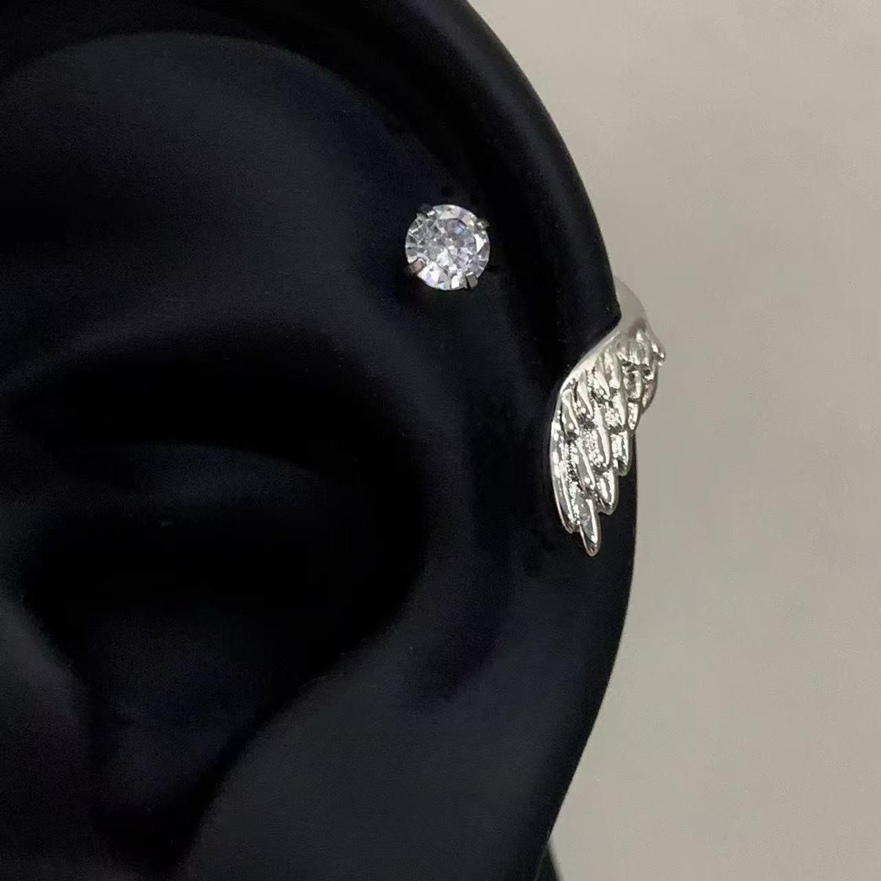 

New 2025 Fashion Wing Ear Bone Nail Stud Earrings for Women Zircon Sparkling Zircon Gifts Trendy Fashion Accessory