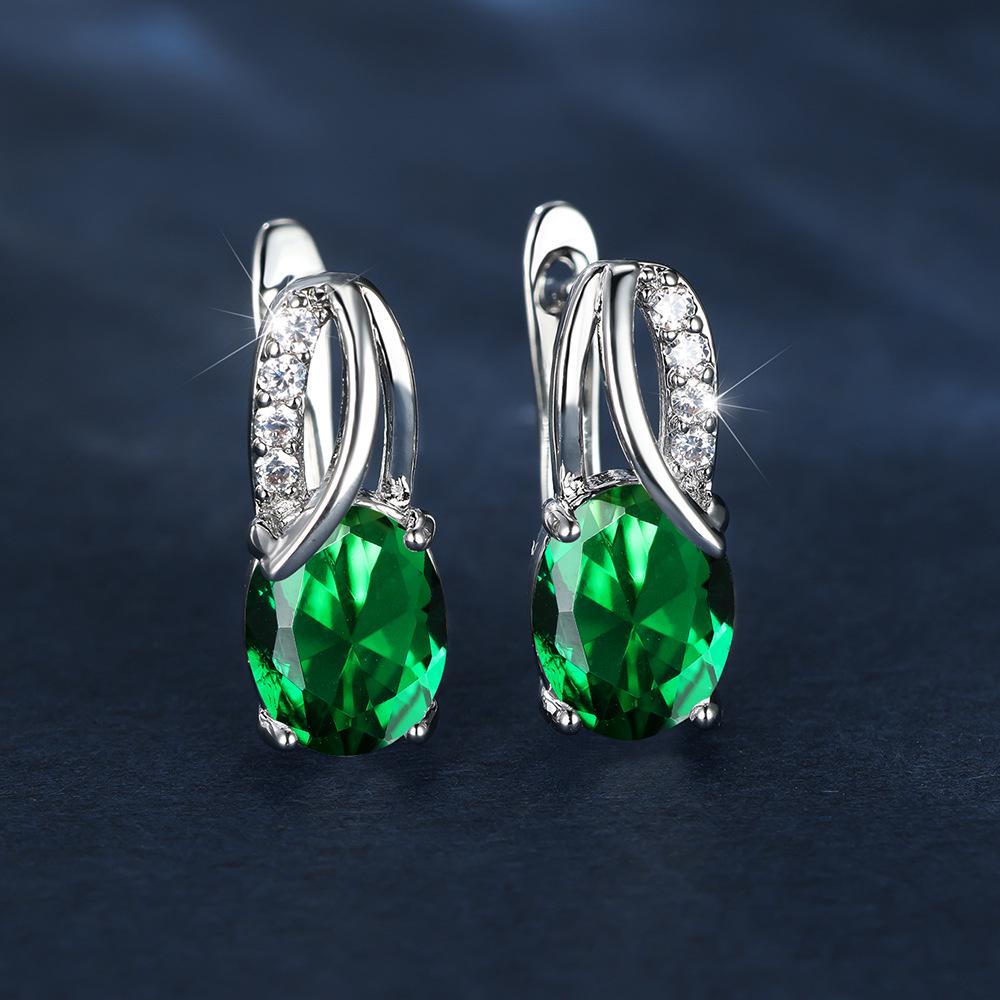 Cercei Suiyuan 2023 cu pietre albe diamantate, placați cu aur șampanie