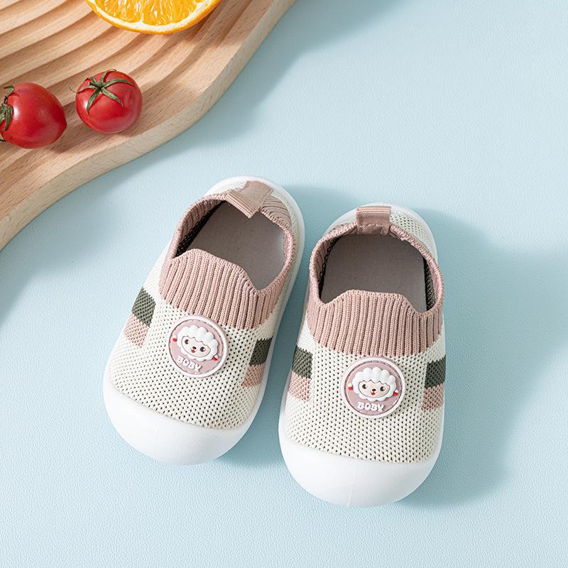 

Детские тапочки для улицы весна и лето мягкая подошва нескользящая дышащая обувь с одной педалью для новорожденных малышей 23