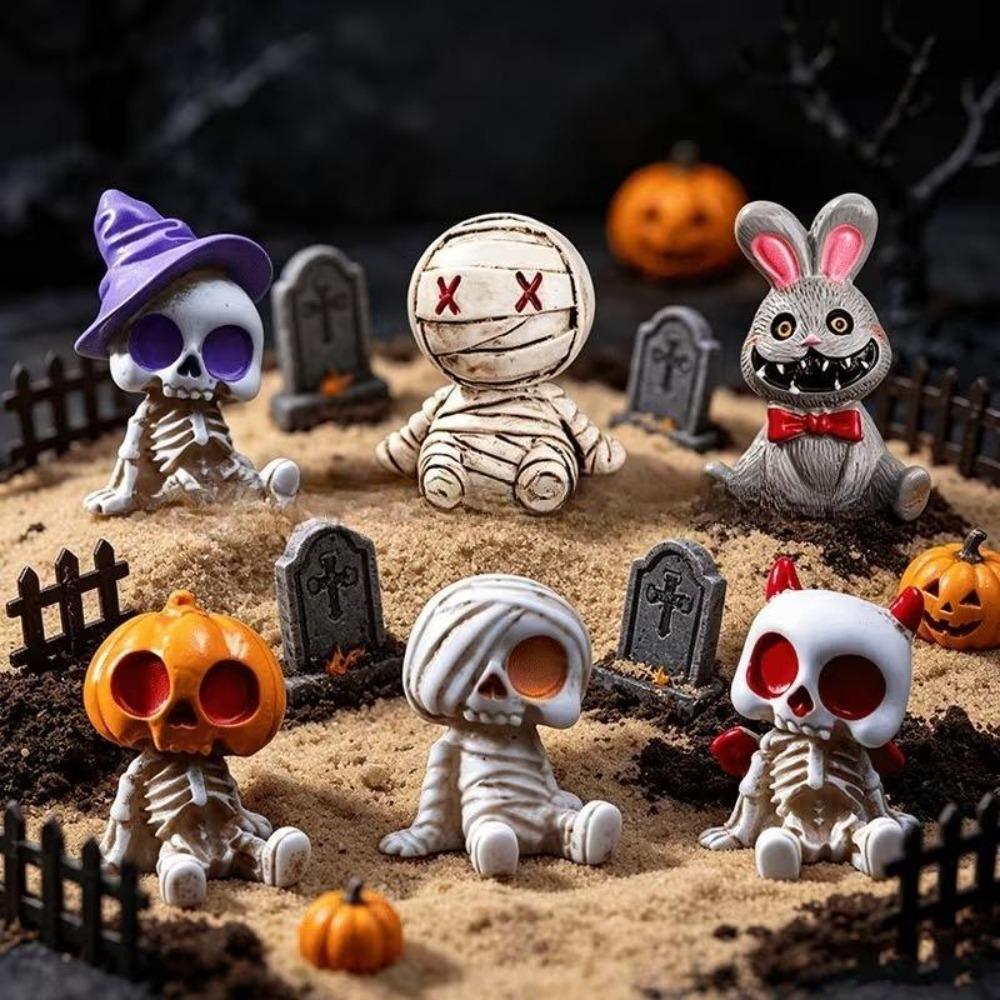 Halloween Mini Resin Ornament Tiny Spooky Figurines for Desk Car Bonsai Micro Landscape Garden Decor Home Decoration Accessories