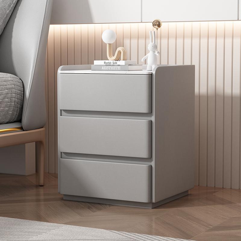 Modern Minimalist Solid Wood Nightstand Cream Style Bedside Table with Wireless Charging Hub Storage Cabinet for Bedroom