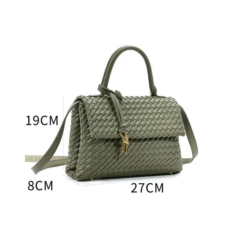 New classic woven bag women's commuter fashion large capacity shoulder crossbody portable small square bag