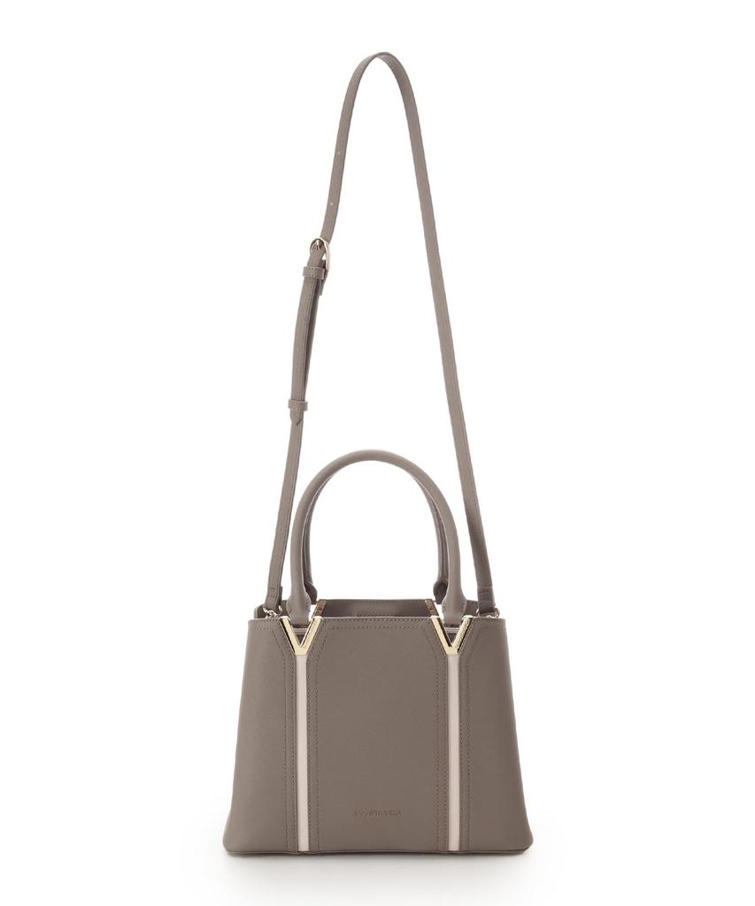 handbag V-cut