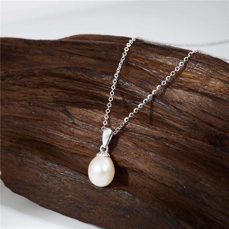 Arvaleff S925 Sterlingsilber Perlenkette in Reisform - Schlichtes Design, Weißgold galvanisiert.