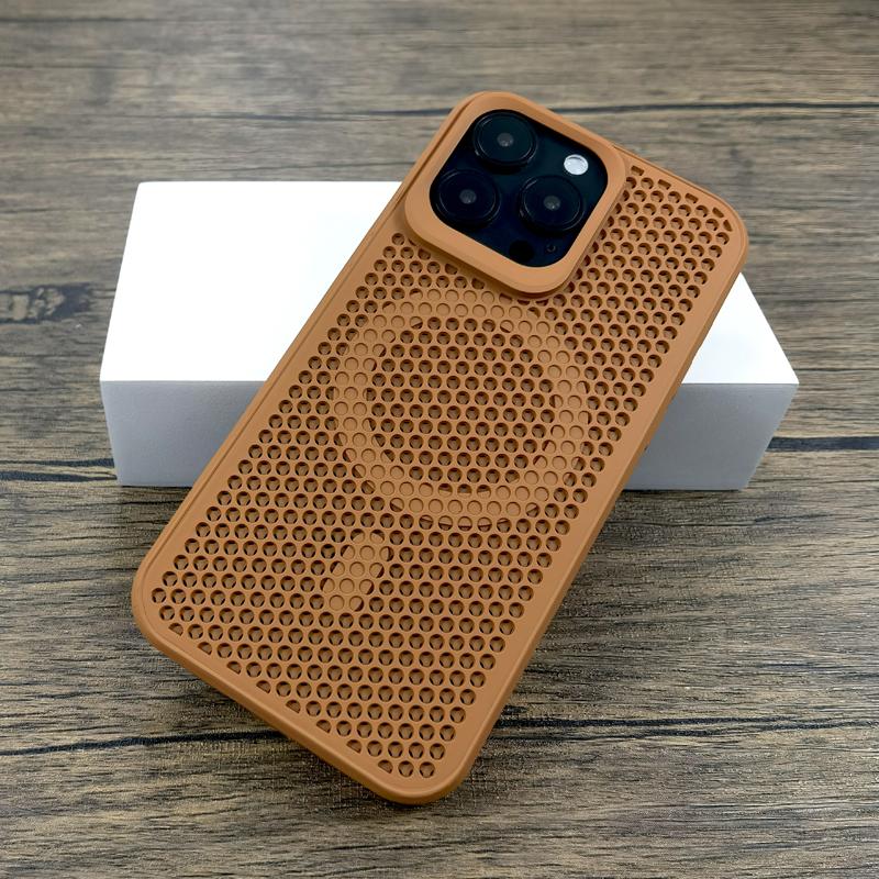 Luxury Dissipate Heat Plastic For Magsafe Magnetic Case For 17 16 15 14 13 12 Pro Max 16Pro 15Pro 14Pro Soft Back Cover