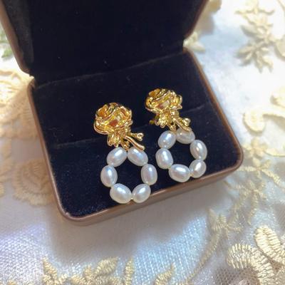 Original Design Stud Earrings Roman Holiday, Natural Rice Bead Round Ring Pearl Earrings Women's 925 Silver Needle Retro Rose