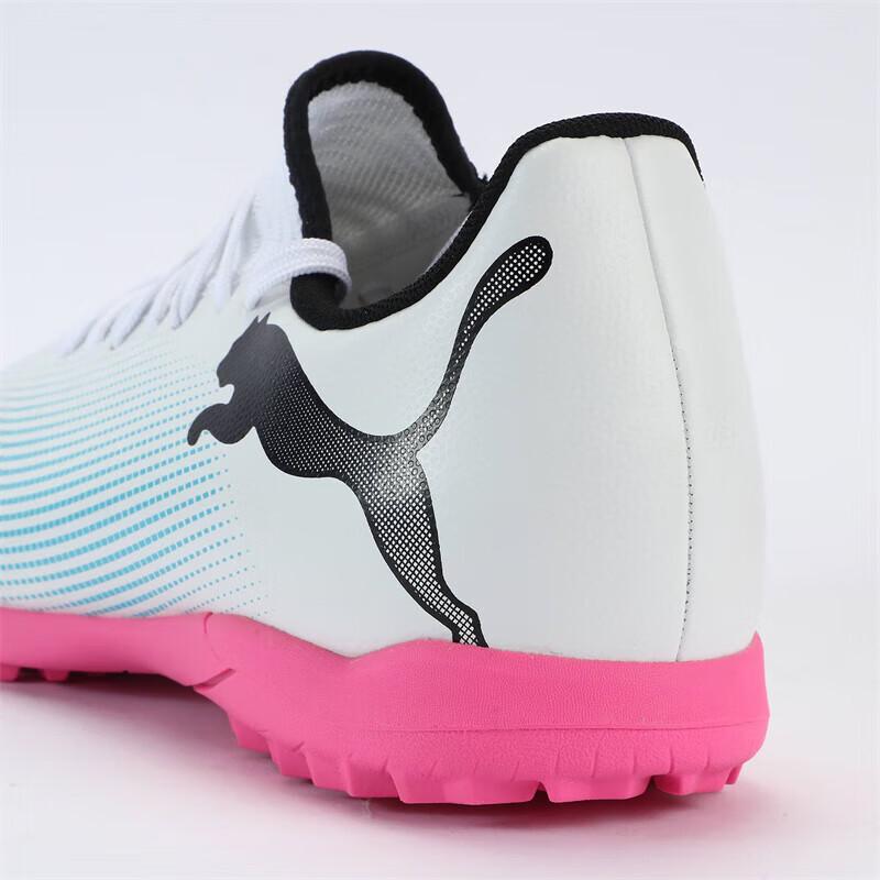 PUMA Men's FUTURE 7 TT Soccer Cleats
