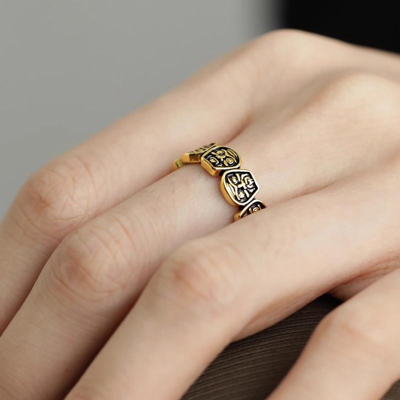 Elegant Retro Style Adjustable Open Copper Ring Featuring Sophisticated Geometric Patterns