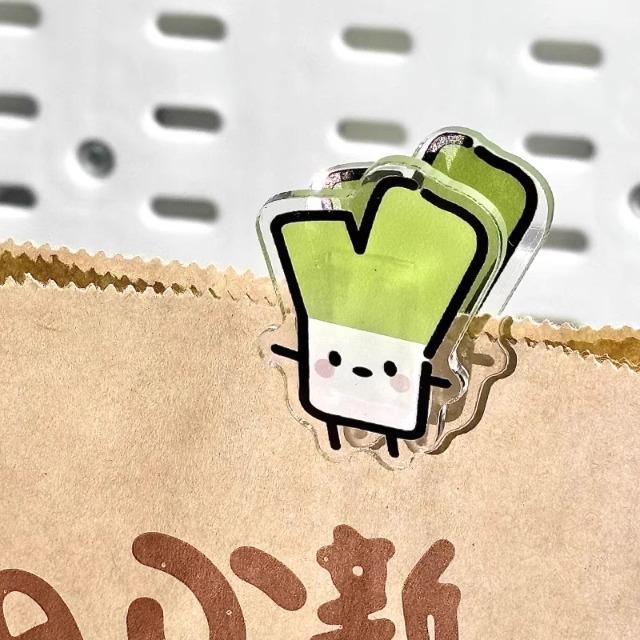 Adorable Cartoon Vegetable Memo Clips - Double-Sided PP Clips for Notes and Papers