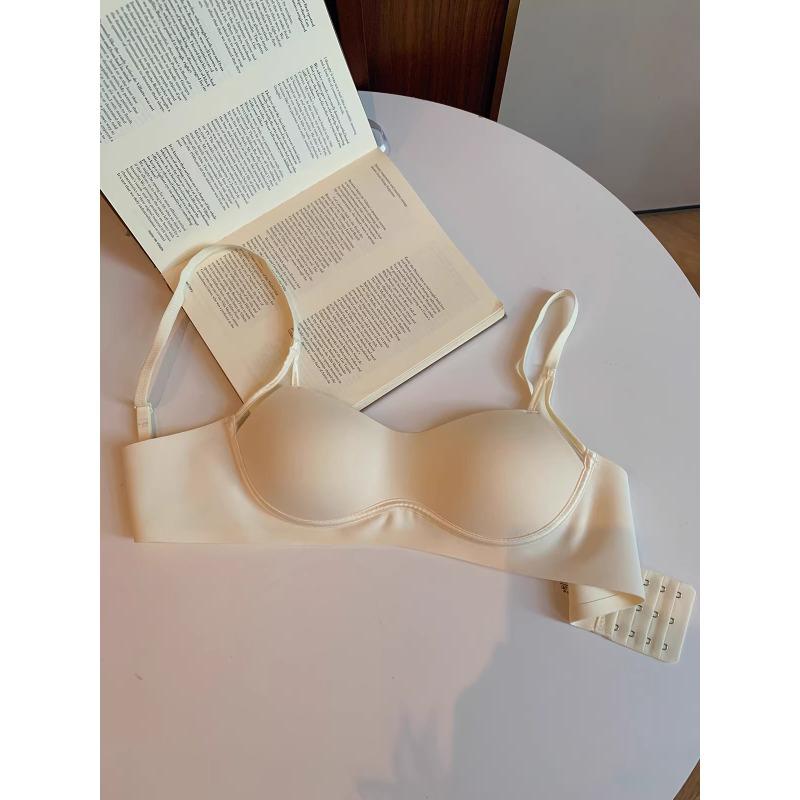 

Women Beige Seamless Wireless Bra with W-Shaped Underband S