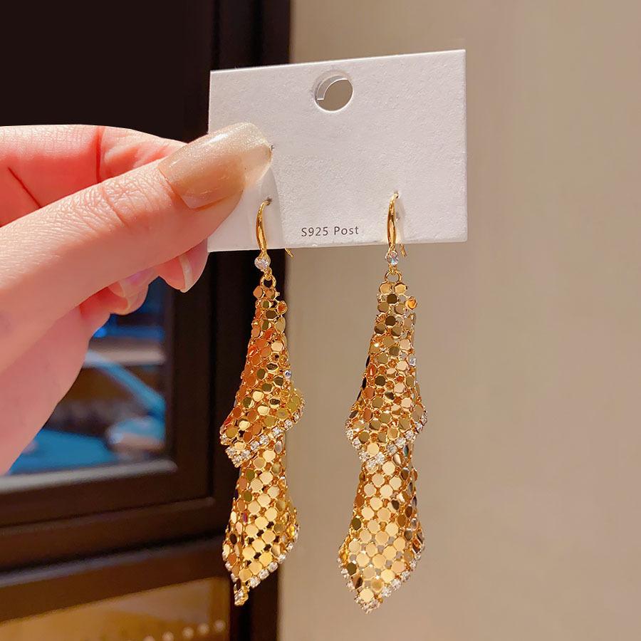 Zircon rhombus fringed ear hook fashion niche earrings light luxury high sense cold wind personalized earrings