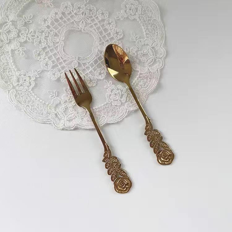 Dinnerware Knife and Fork Sets Exquisite Palace Style Tableware Western Tableware Kitchen Supplies