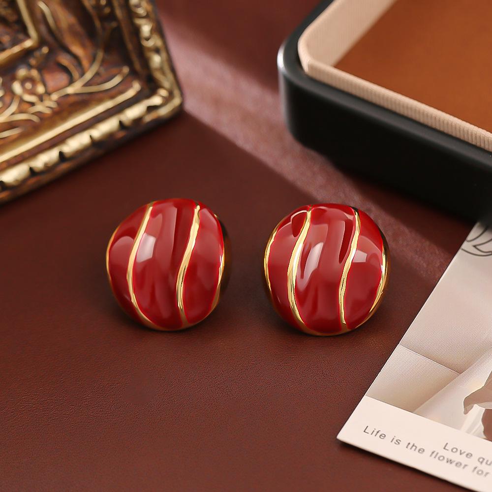 Elegant Enamel Drip Oil Stud Earrings: S925 Silver Needle, Gold-Plated Copper, Autumn/Winter Color Block Design for Women