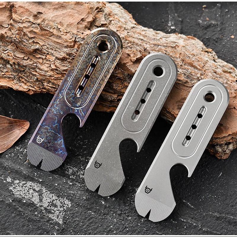 YTYIN Portable Multi-tool Pry Bar Keychain
