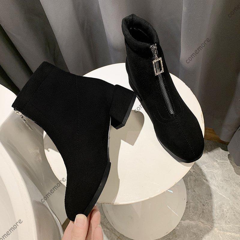 Feiern Sie Herbst und Winter Schwarze Stiefeletten mit dickem Absatz Mode Wildleder Reißverschluss vorne Kurze Stiefel für Damen Retro Damenschuhe