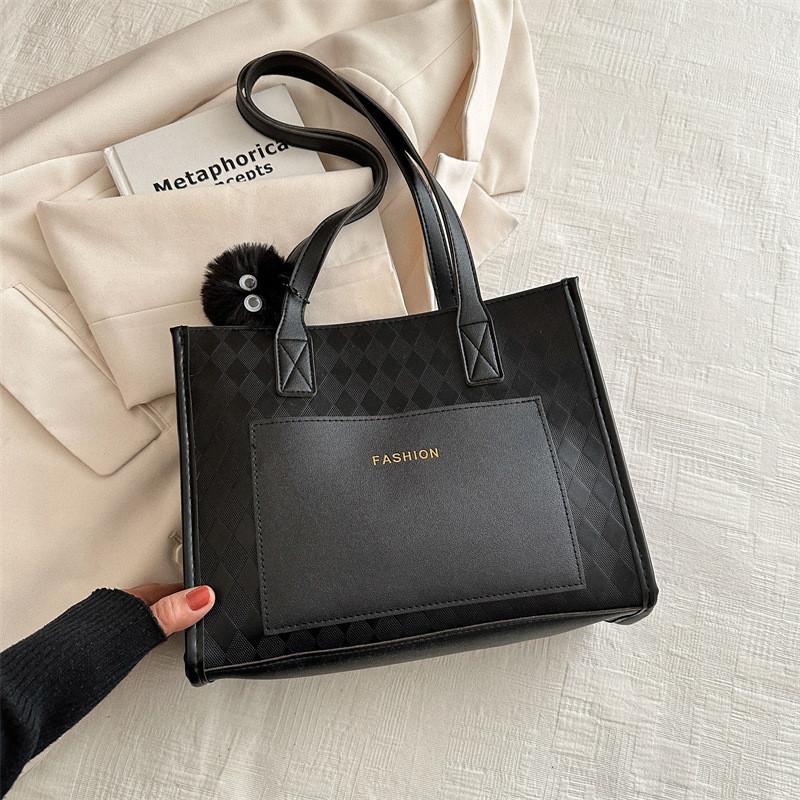 Spacious Pu Tote Bag For Women Stylish Casual Shoulder Bag Ideal For Daily Use