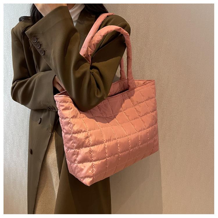 Damen Polyester Große Kapazität Schultertasche Koreanischer Stil Lässig Crossbody Tragetasche Mode Pendler Handtasche