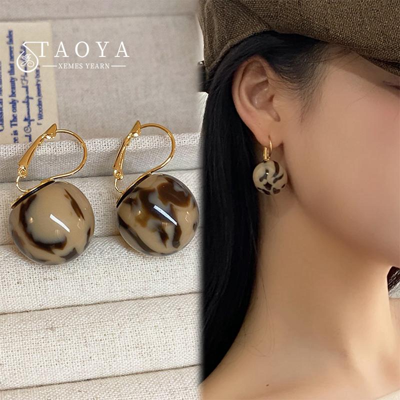 French Retro High-end Leopard Print Round Pendant Earrings Fashion Ear Buckles For Women's Girl‘s Unusual Jewelry Accessories