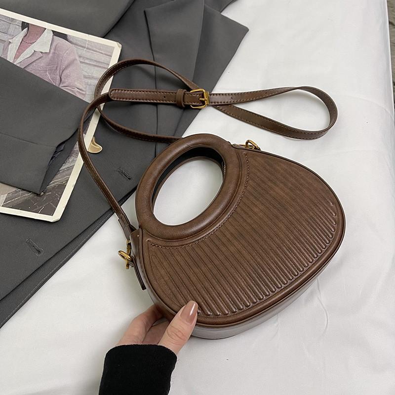 Stylish Women's Handbag 2023 New Vintage Fall Winter Dumpling Bag High-end Feel Cross-border Trend