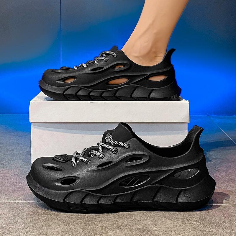 Large size beach shoes men's 2 new summer non-slip hole shoes versatile outer wear