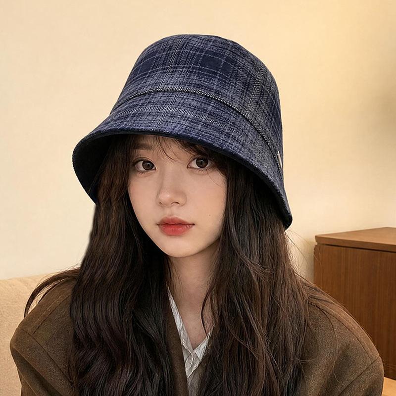 Fashion irregular bucket hat autumn and winter retro atmosphere basin hat simple contrast color show face small hat women