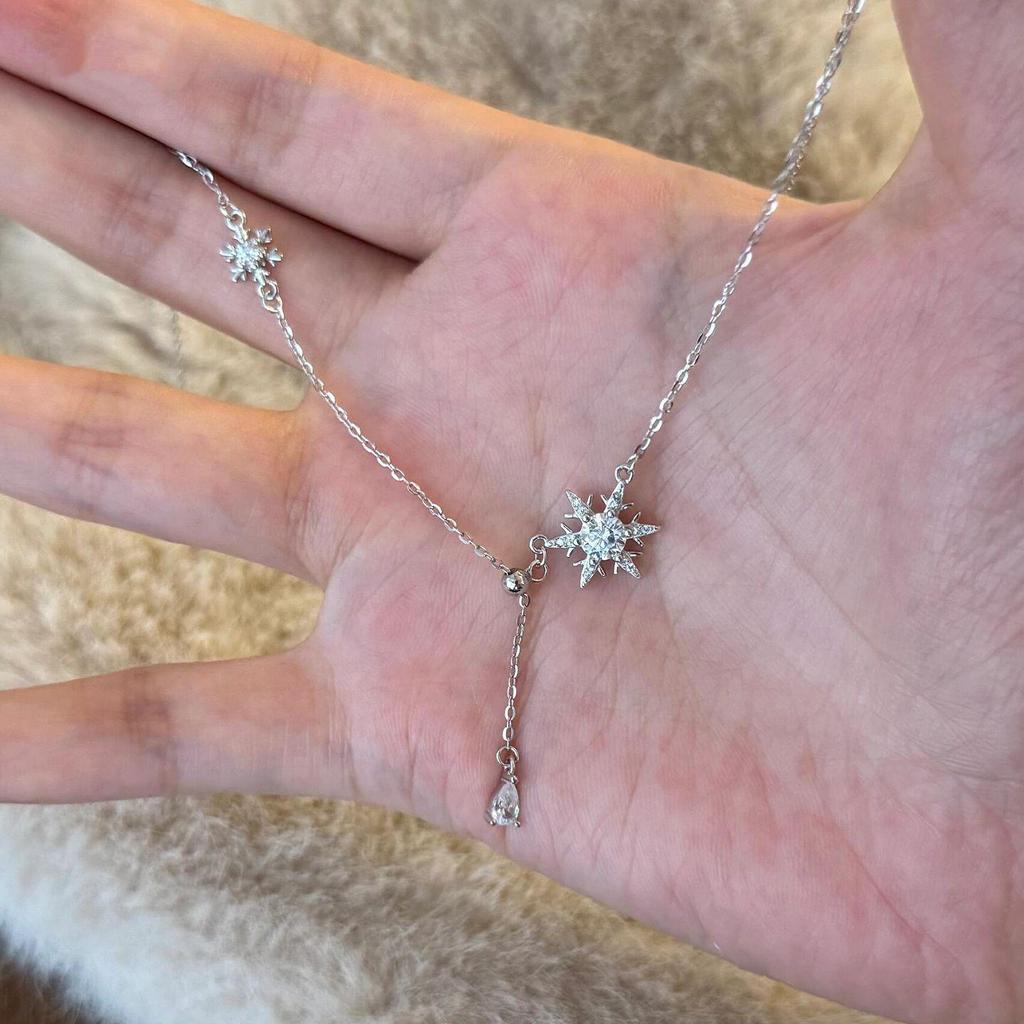 Zircon Snowflake Water Drop Adjustable Necklace for Women - Elegant Autumn/Winter Sweater Chain Accessory