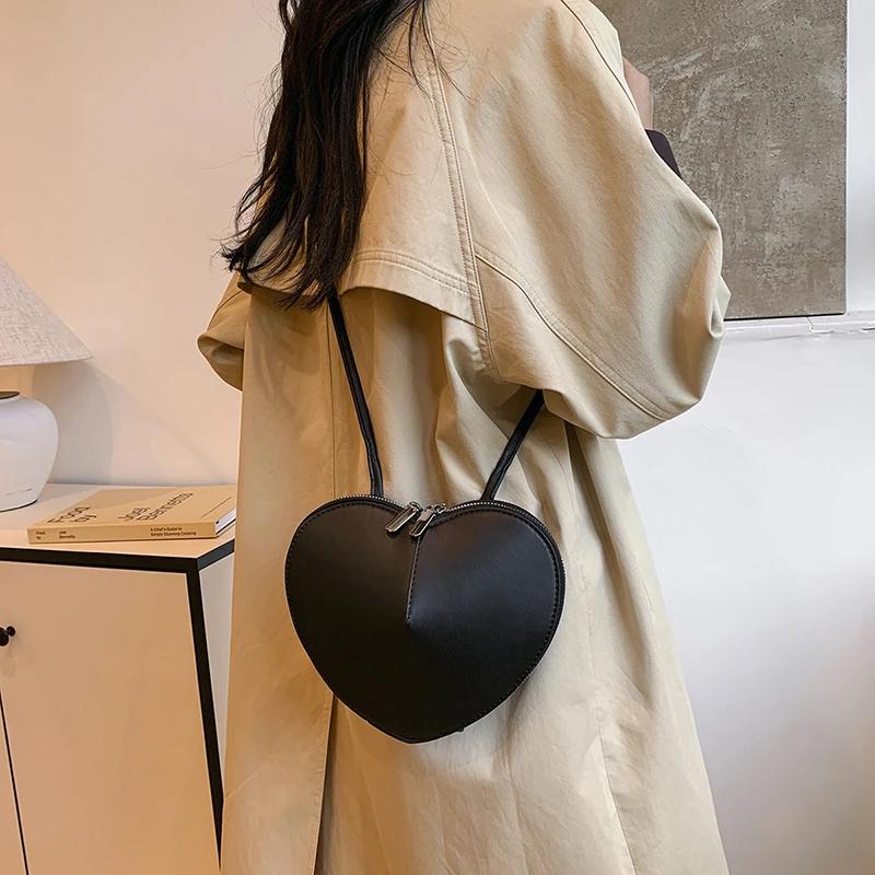 Soft PU Heart Crossbody Bags Women  New Fashion Solid Small Shoulder Bags Designer Zipper Luxury Handbags