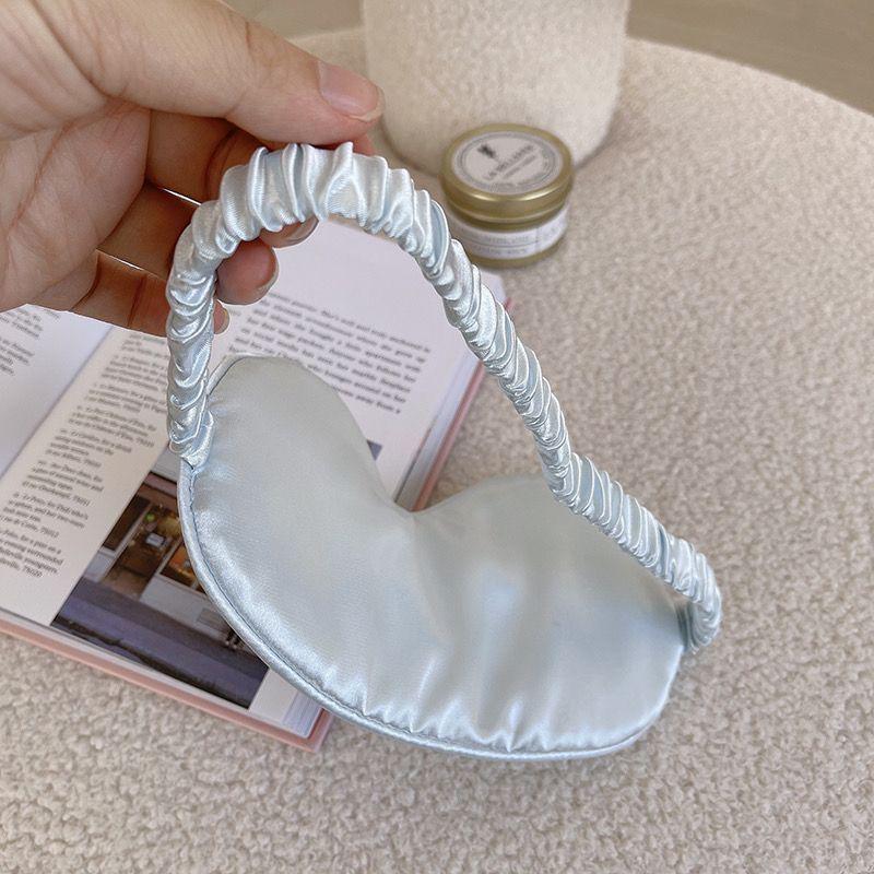 Doppelseitige Verdunkelungs-Augenmaske: Weiche, hautfreundliche Maulbeerseide für komfortablen Schlaf