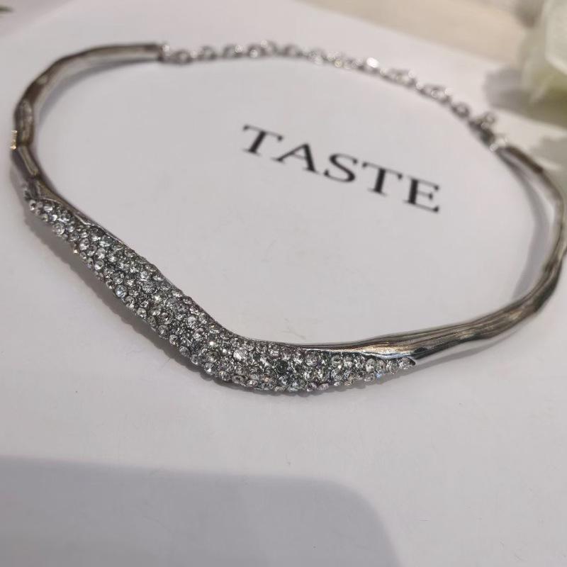 Tooxika Simple Personality Light Luxury Temperament Metal Irregular Lava Flash Diamond Collar Choker Necklace