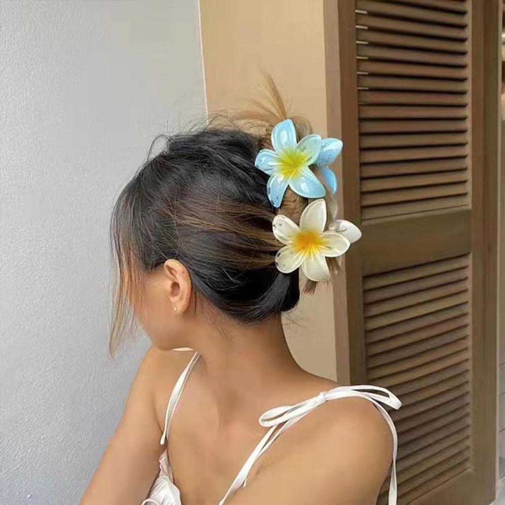 Hawaiian Style Gradient Flower Crab Hair Clips for Women Plumeria Barrettes Beach Vacation Hair Claw for Thin/Thick Hair Accessories