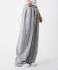 UNKNOWN PLANET Double-Pleat Wide Curved Cut Sweatpants Gray