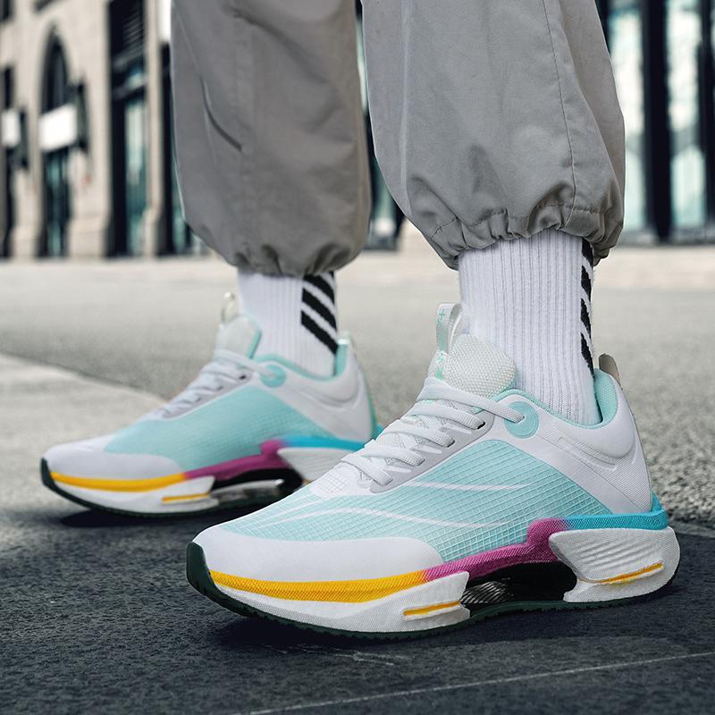 Carbon plate running shoes for men in 2025, new mesh breathable student practical shock-absorbing middle school sports shoes