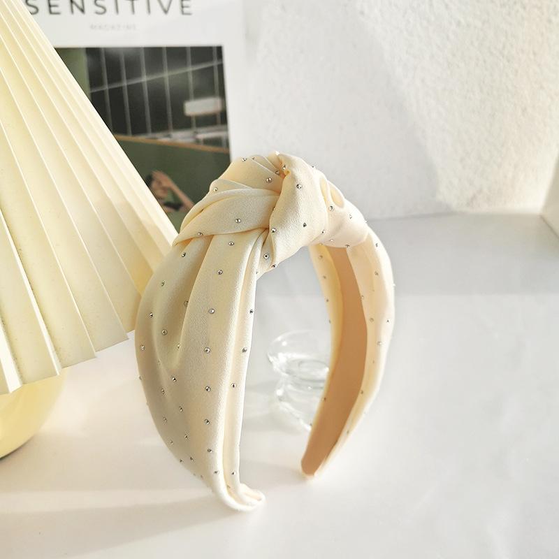 

Women Stunning Satin Cloth Knotted Headbands With Full Rhinestones for Lady Girls Casual Shopping Party Head Wears