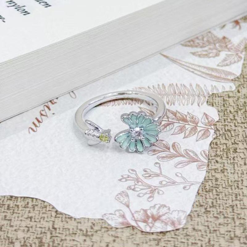 Small Fresh Mori Glacier Blue F Enamel Flower Gradual Change Opening Ring Female Light Luxury Cold Wind Sweet Cool Index Finger
