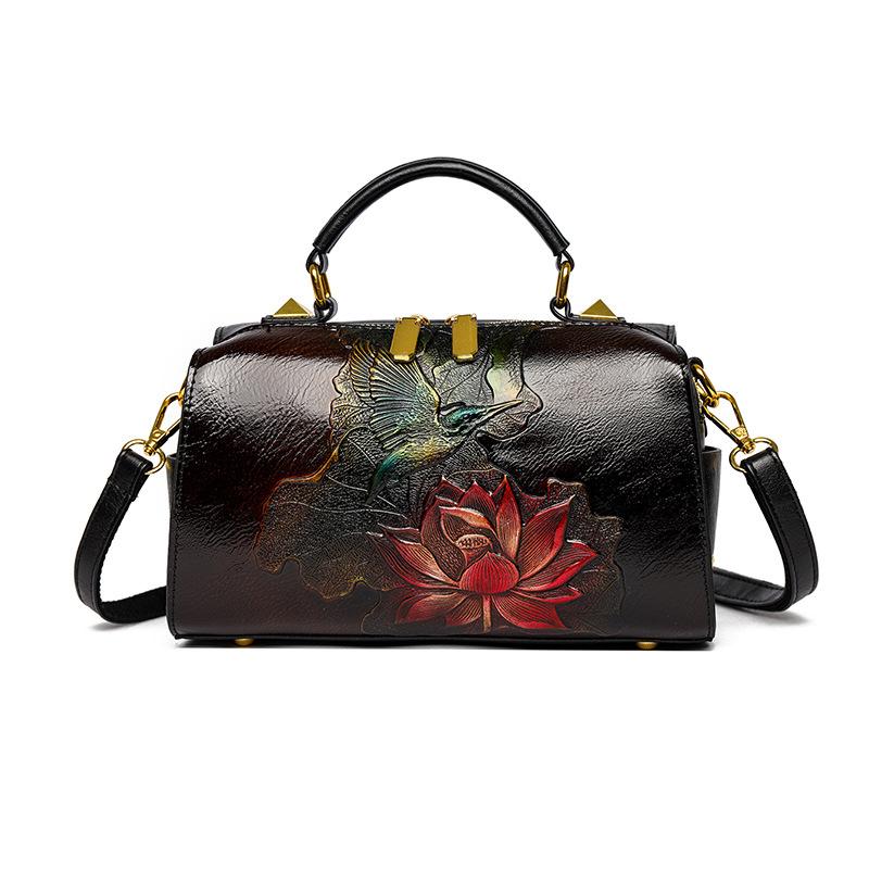 

Chinese Style Vintage Embroidered Shoulder Bag for Women Ethnic Floral Embodding Bohemian Shoulder Crossbody Bag for Commute 24-11-15cm