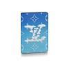 Carteira Masculina de Lona Revestida com Bolso Céu Azul Nuvens Brancas M69679