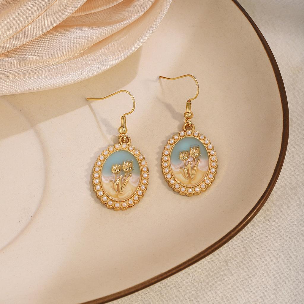 French Oil Painting Tulip Pearl Ear Hook Earclip Earrings, Medieval High-End Vintage Temperament Earrings Women
