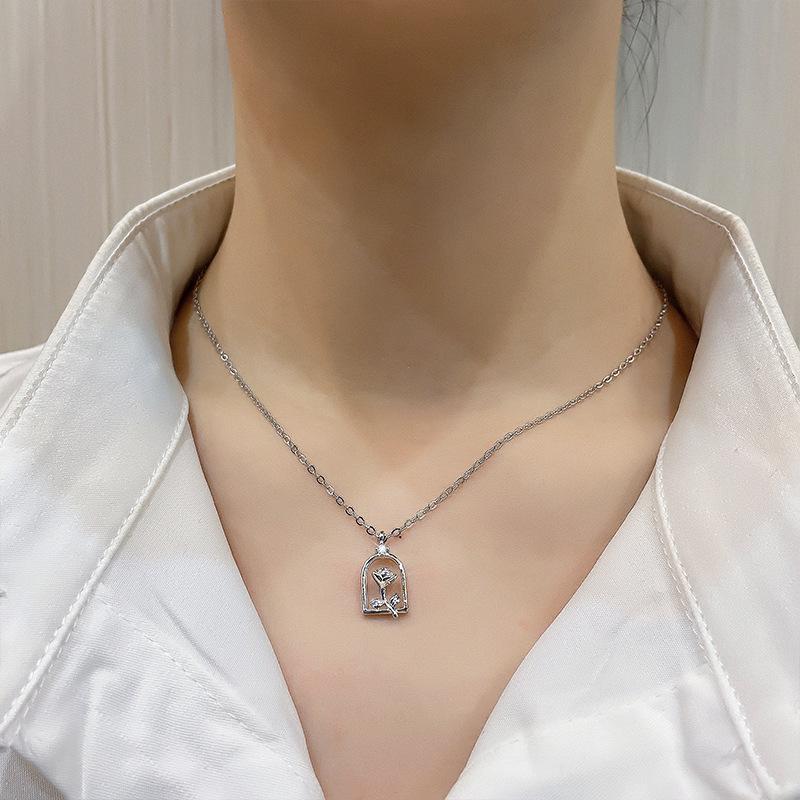 Lindon Colier Femei Pandantiv aliaj de cupru Zircon Cadou de modă