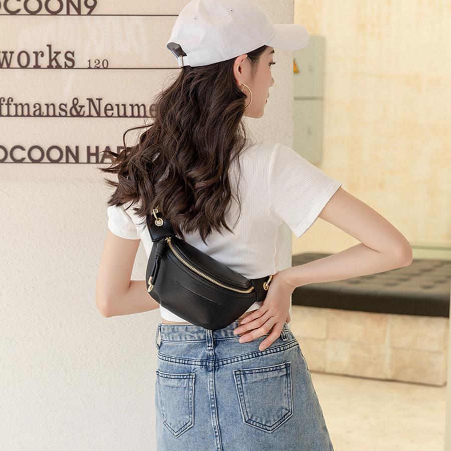 Classic Vintage PU Chest Bag for Women Chains Large Capacity Adjustable Strap Glossy Finish for Commute Shopping Shoulder Bag