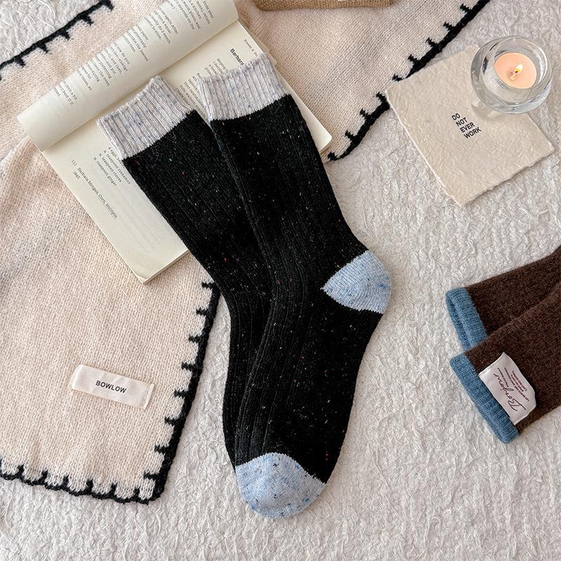 Women's Autumn and Winter Fashion New Idea Yarn Wool Tube Pile Socks