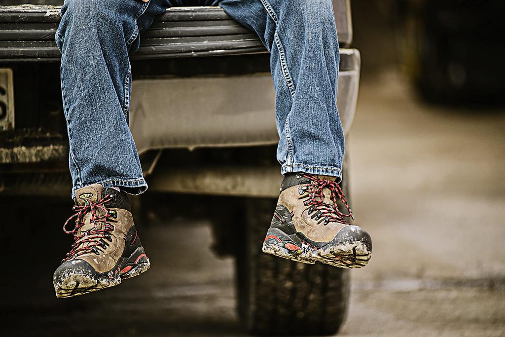 Safety Shoes CSA HAMILTON CARBON WP CSA Hamilton Six Carbon Waterproof Red Cm [KEEN Utility] Men's Bison/Jester 28.0