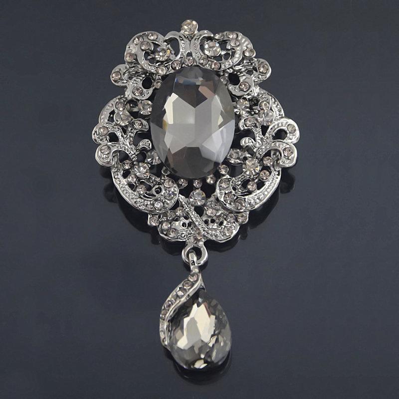 Vintage Baroque Glass Crystal Water Drop Pendant Brooches For Women Men Trendy Rhinestone Geometric Pin Jewelry Gift Party Decor