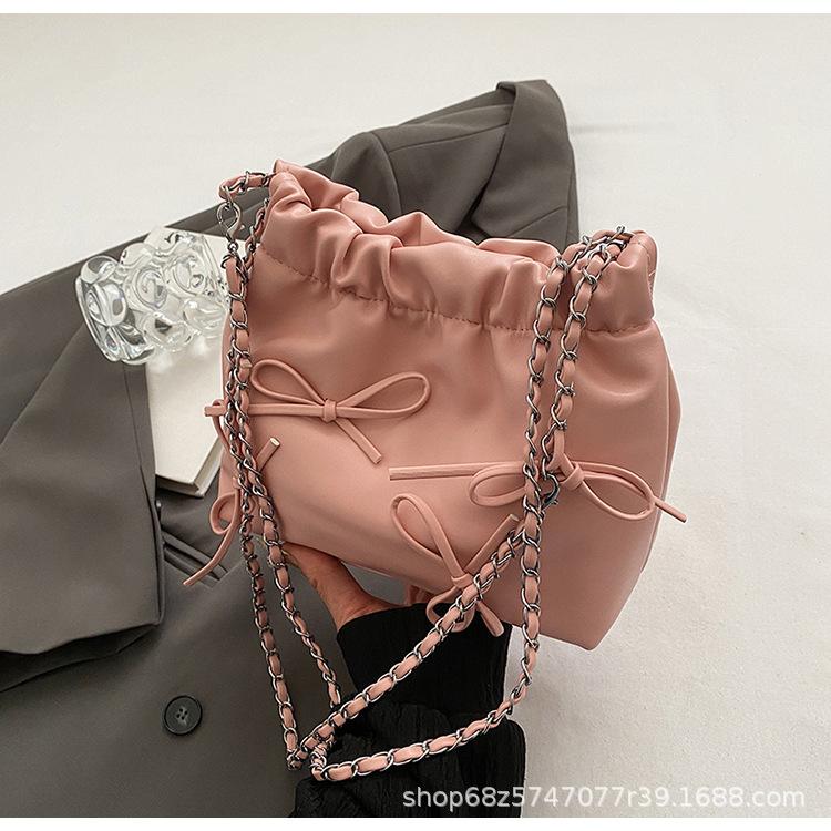 This Year, the Popular Small Bag Women's 2025 New Fashion Versatile Chain Shoulder Messenger Bag Texture Korean Bucket Bag