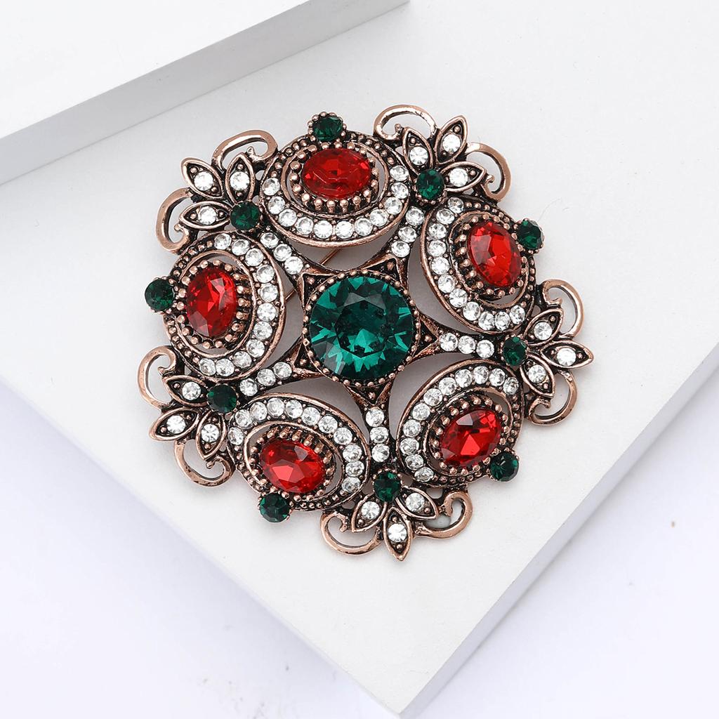 Vintage Baroque Alloy Rhinestone Flower Brooch Temperament Versatile Men'S And Women'S Sweater Coat Corsage Ornament Pin