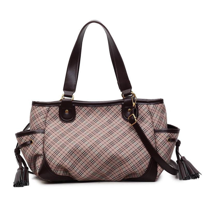 

Casual large-capacity handbag women s bag new plaid splicing tote bag fashion shoulder bag fashion messenger bag коричневый