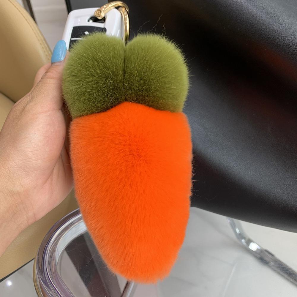 Cute Fruit Plush Carrot Key Ring Decoration Ornaments Rabbit Fur Keychain Key Holder Bag Charm Fluffy Ball Pendant Backpack